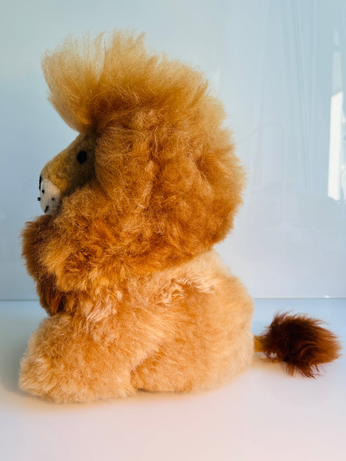 Löwe aus 100% Baby Alpaka Wolle Groß