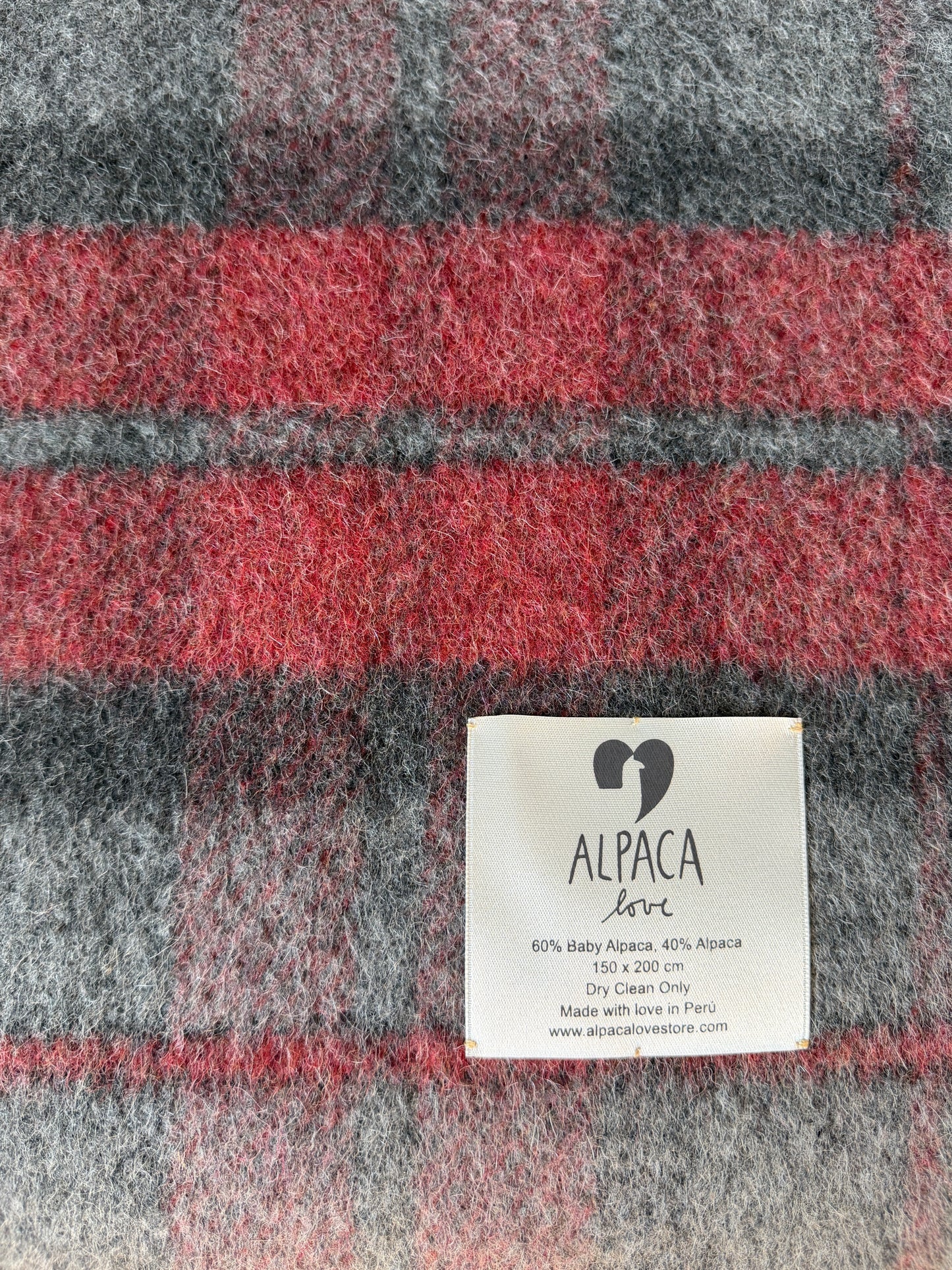 Decke Alpaka Special Edition Grau & Bordeaux Rot