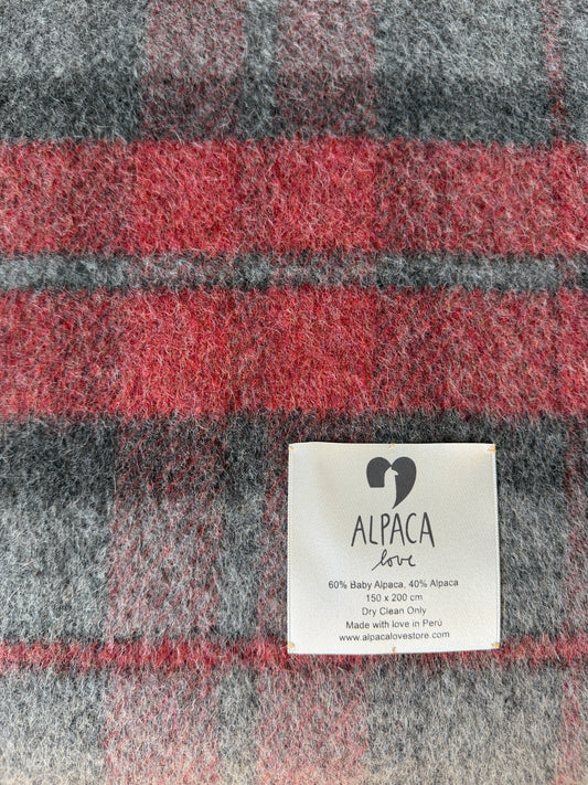 Decke Alpaka Special Edition Grau & Bordeaux Rot