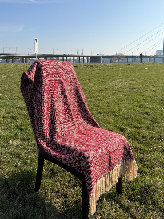 Alpaka Decke aus 100% Baby Alpaka Wolle Bordeaux Rot Beige