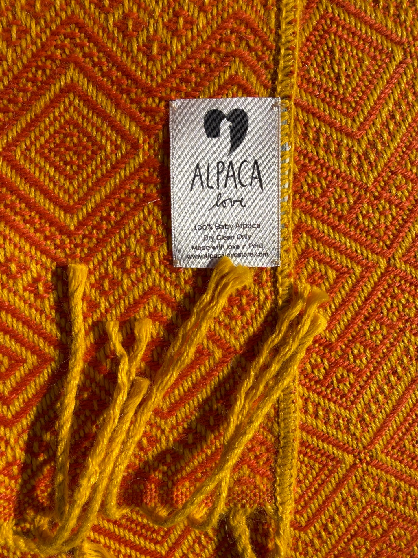 Alpaka Decke aus 100% Baby Alpaka Wolle Orange Gelb
