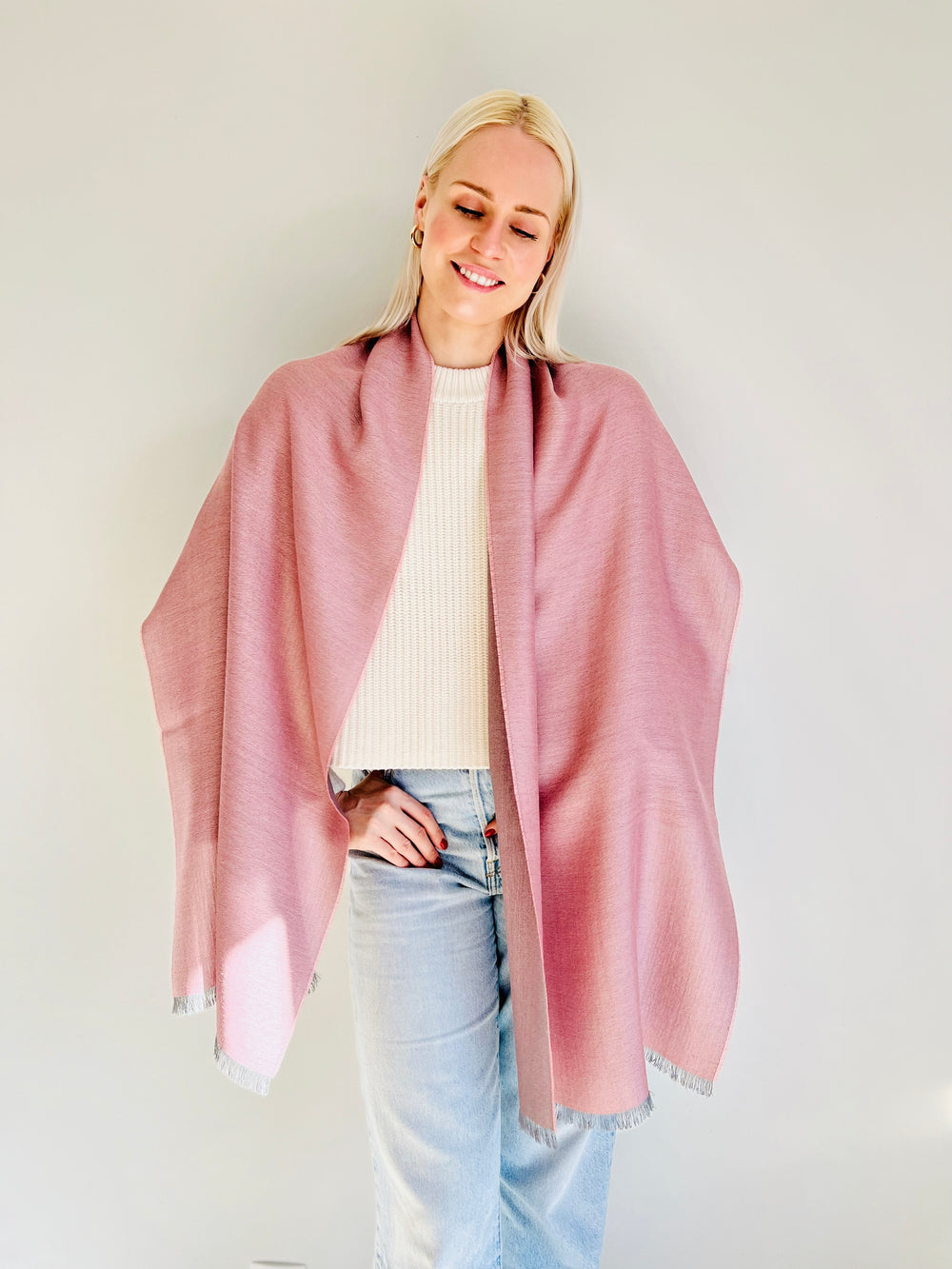 Schal 70% Baby Alpaka Wolle 30% Seide Rosa Grau